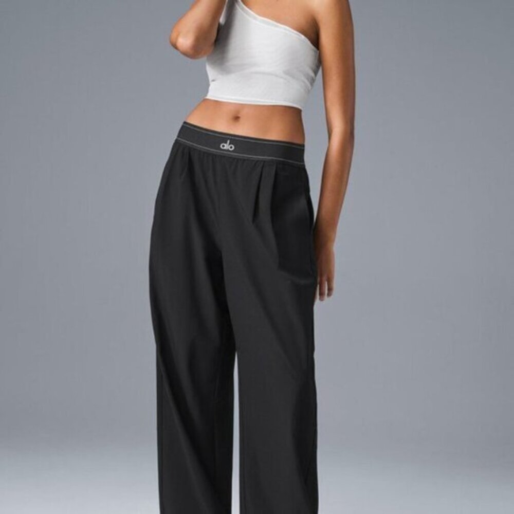 ALO Yoga Women's Suit Up Trouser (Regular) 👖👖 - Picture 7 of 7